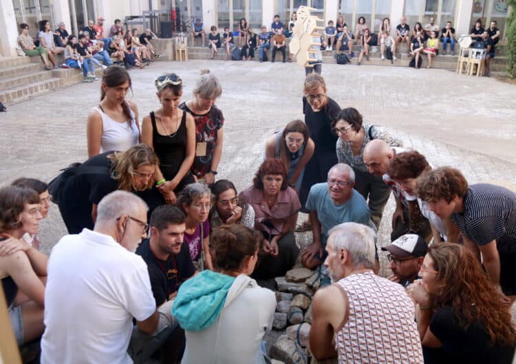 Cinc espectacles de FiraTàrrega busquen una seixantena de voluntaris perquè participin en les seves obres